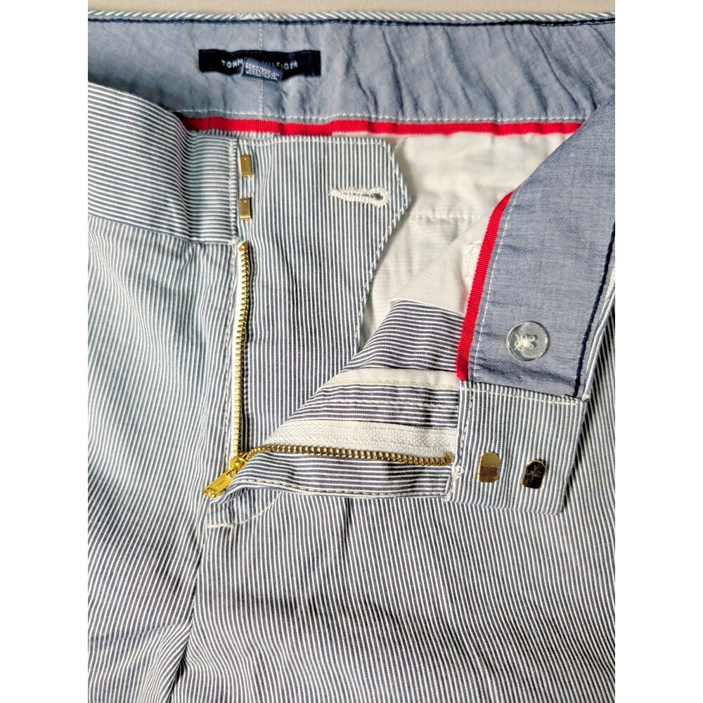 Tommy Hilfiger Blue White Pinstripe Shorts Womens 6 Flat Front Preppy Nautical - Picture 7 of 12